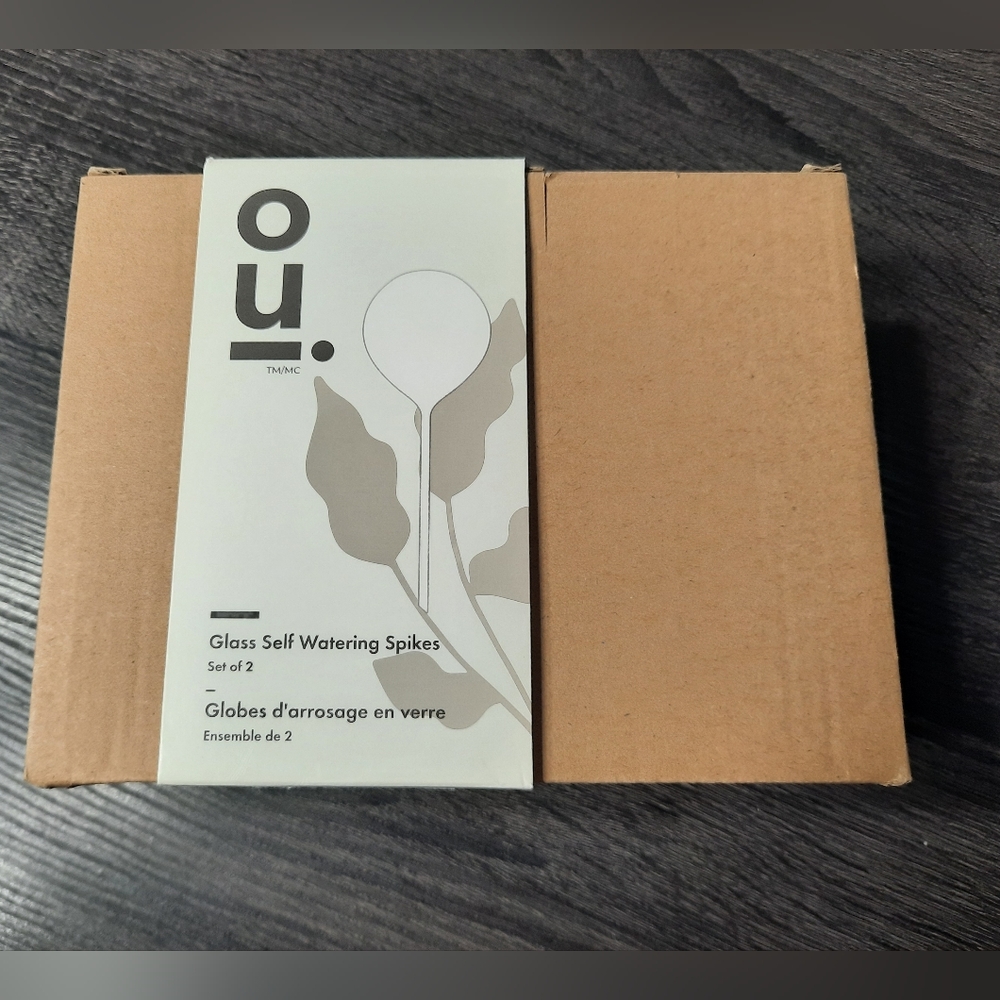 OUI Glass Self Watering Plant Spikes NWT - Picture 6 of 8
